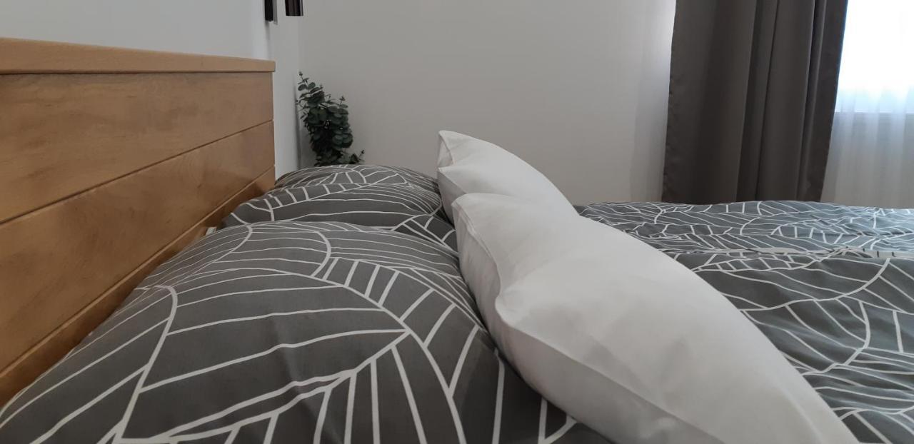 Apartments Woodnotes Licko Petrovo Selo エクステリア 写真