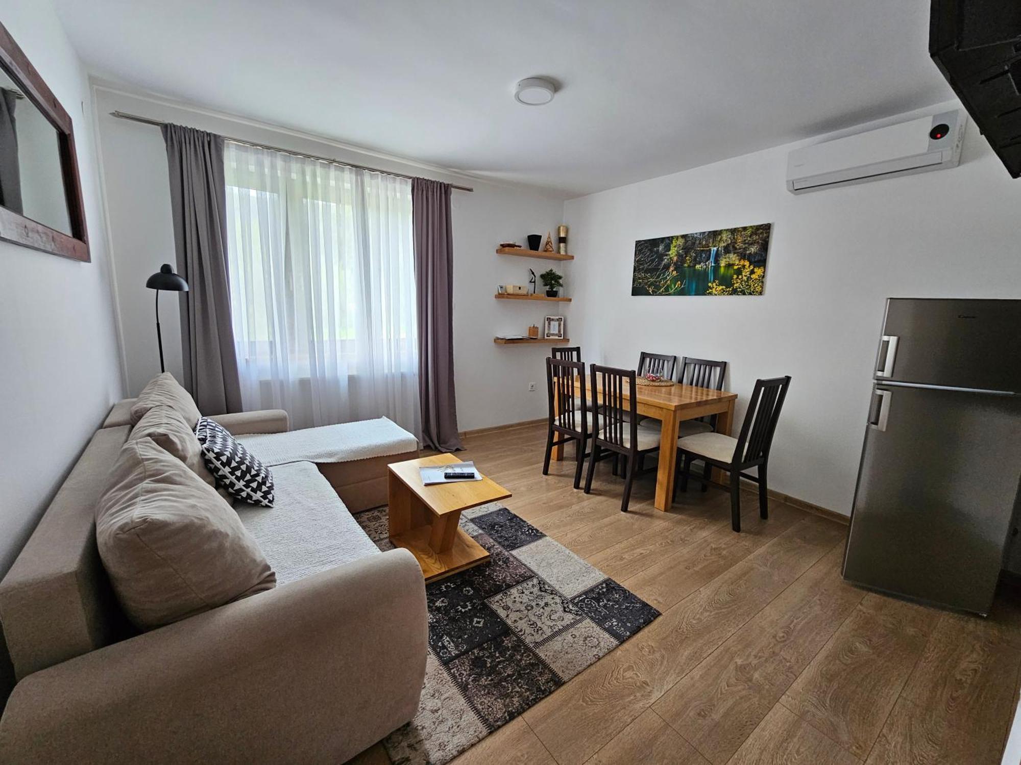 Apartments Woodnotes Licko Petrovo Selo エクステリア 写真