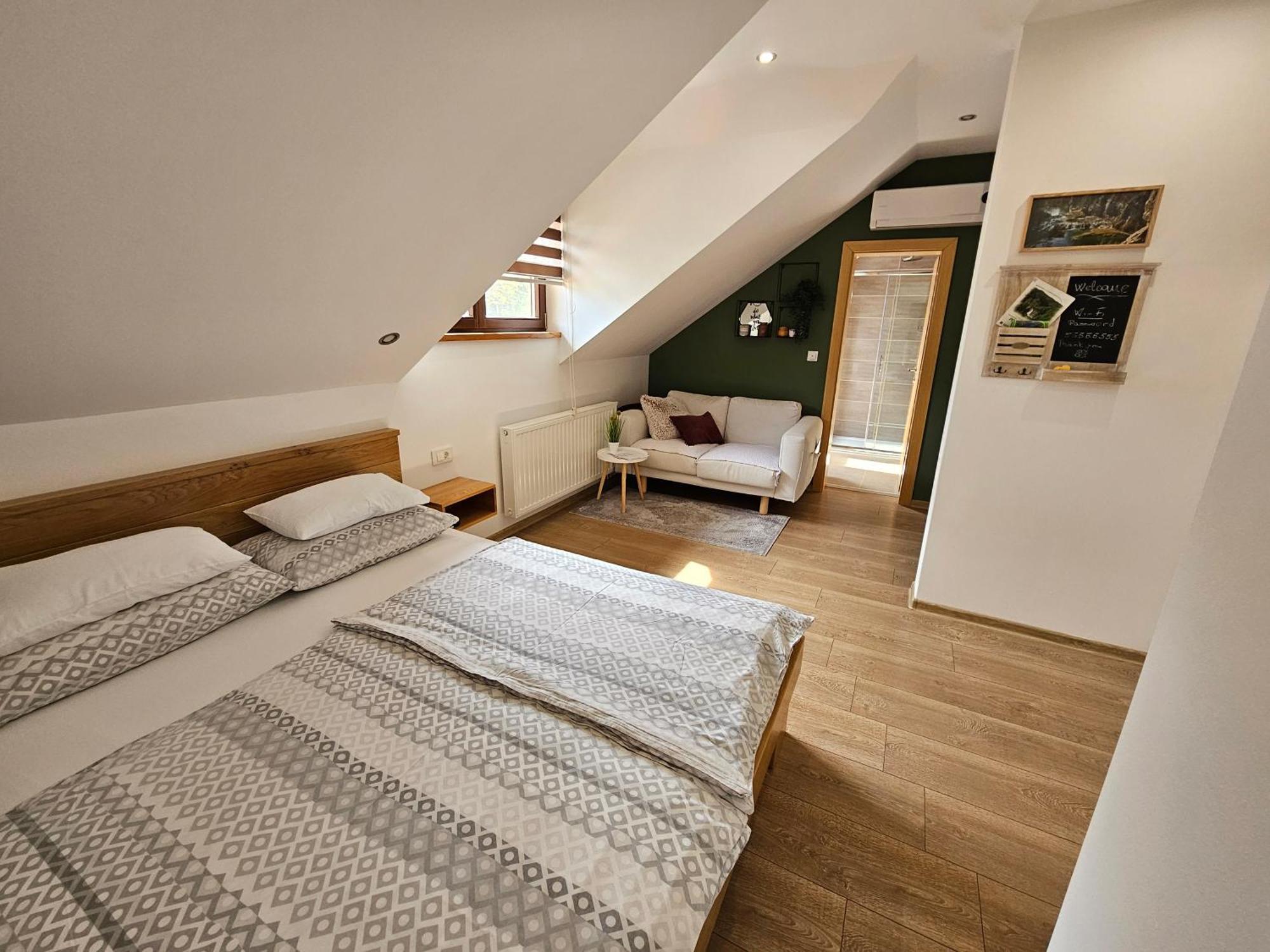 Apartments Woodnotes Licko Petrovo Selo エクステリア 写真