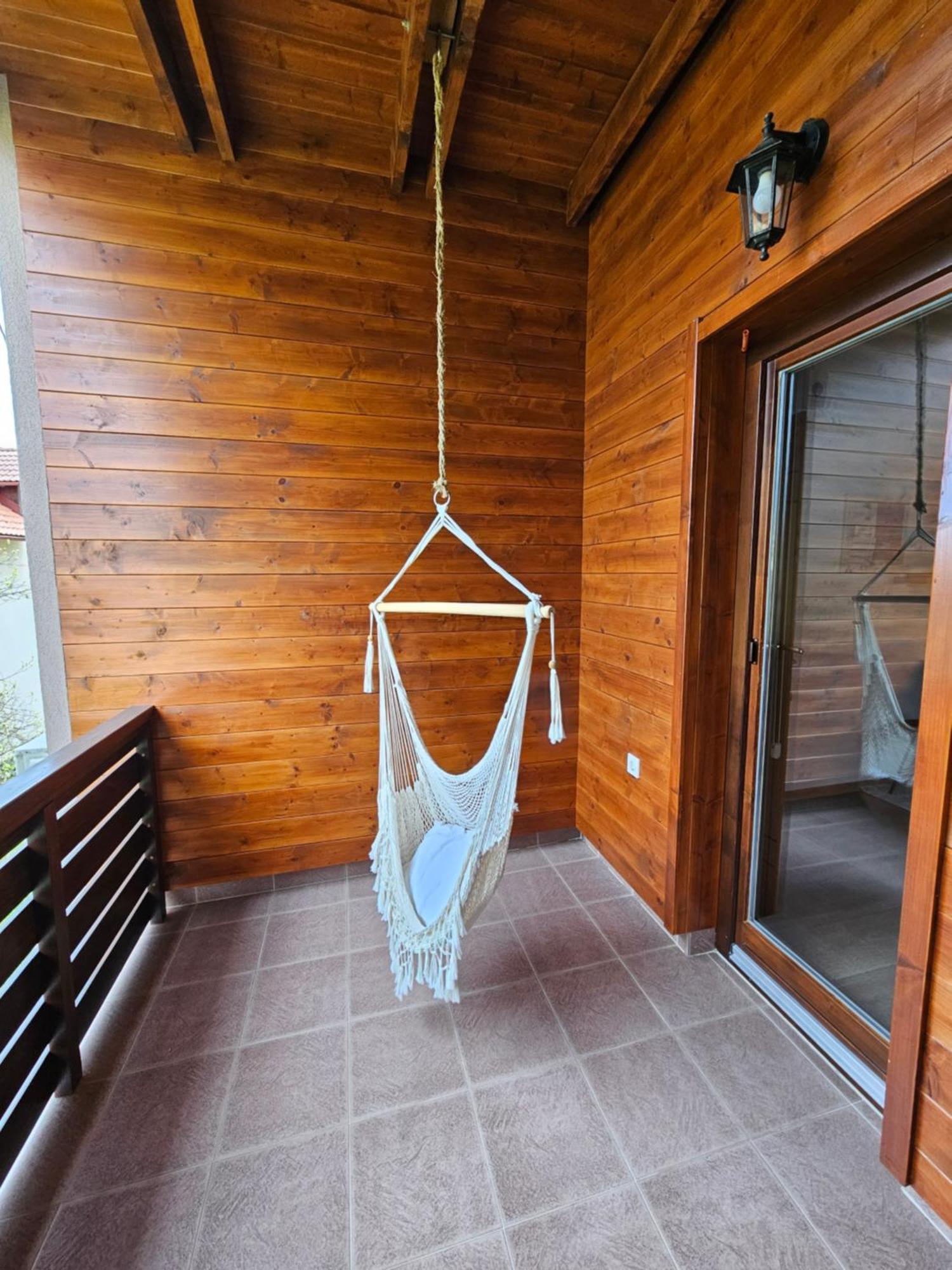 Apartments Woodnotes Licko Petrovo Selo エクステリア 写真