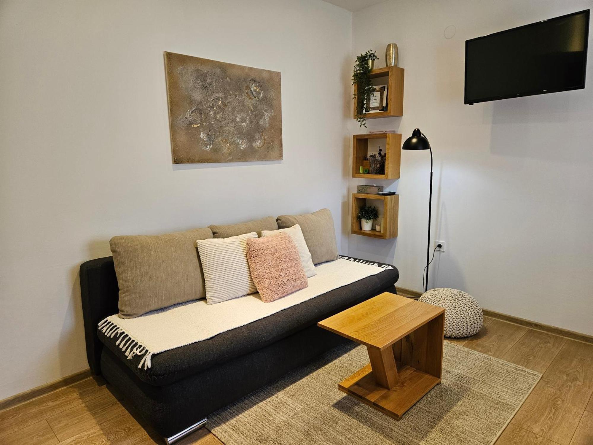 Apartments Woodnotes Licko Petrovo Selo エクステリア 写真
